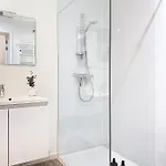 Apartment Etage 2 - In Centrum, 300m Zee En Gratis Parking Ostend
