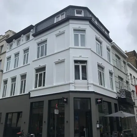 Etage 2 - In Centrum, 300m Zee En Gratis Parking * Остенде