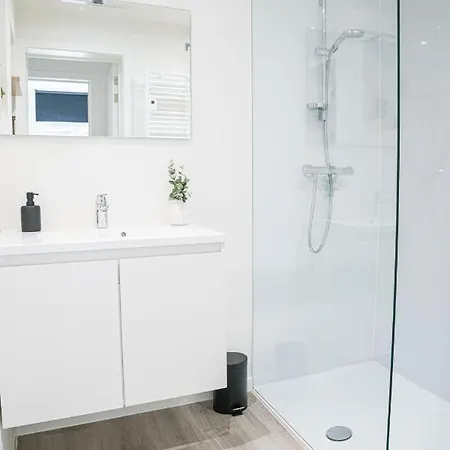 Апартаменты Etage 2 - In Centrum, 300m Zee En Gratis Parking