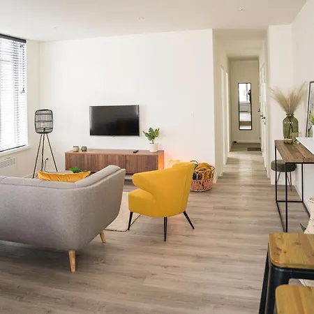 Etage 2 - In Centrum, 300m Zee En Gratis Parking