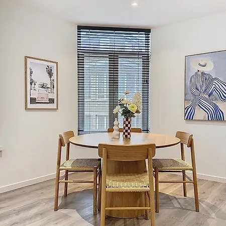 Etage 2 - In Centrum, 300m Zee En Gratis Parking * Oostende