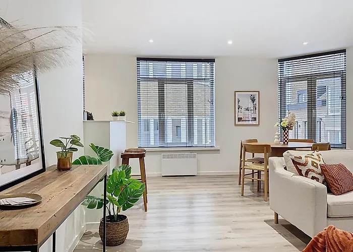 Etage 2 - In Centrum, 300m Zee En Gratis Parking Lejlighed *